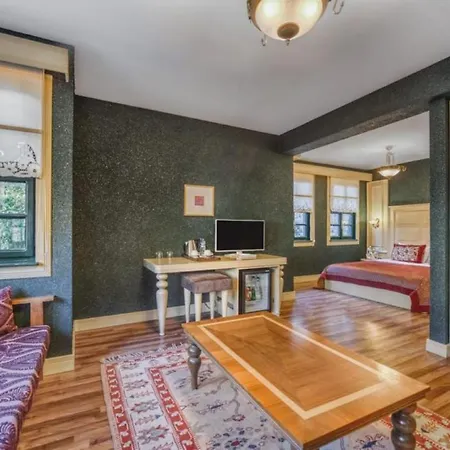 Vibrant Located In The Heart Of Historical Area * Antalya